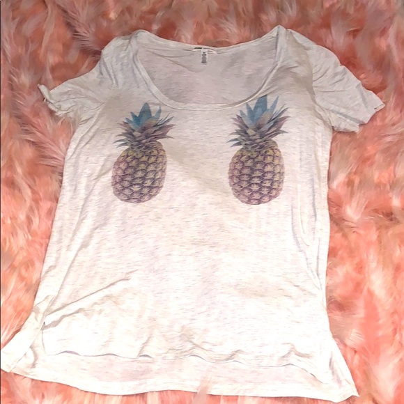 PINK pineapple ๐ - Picture 1 of 3